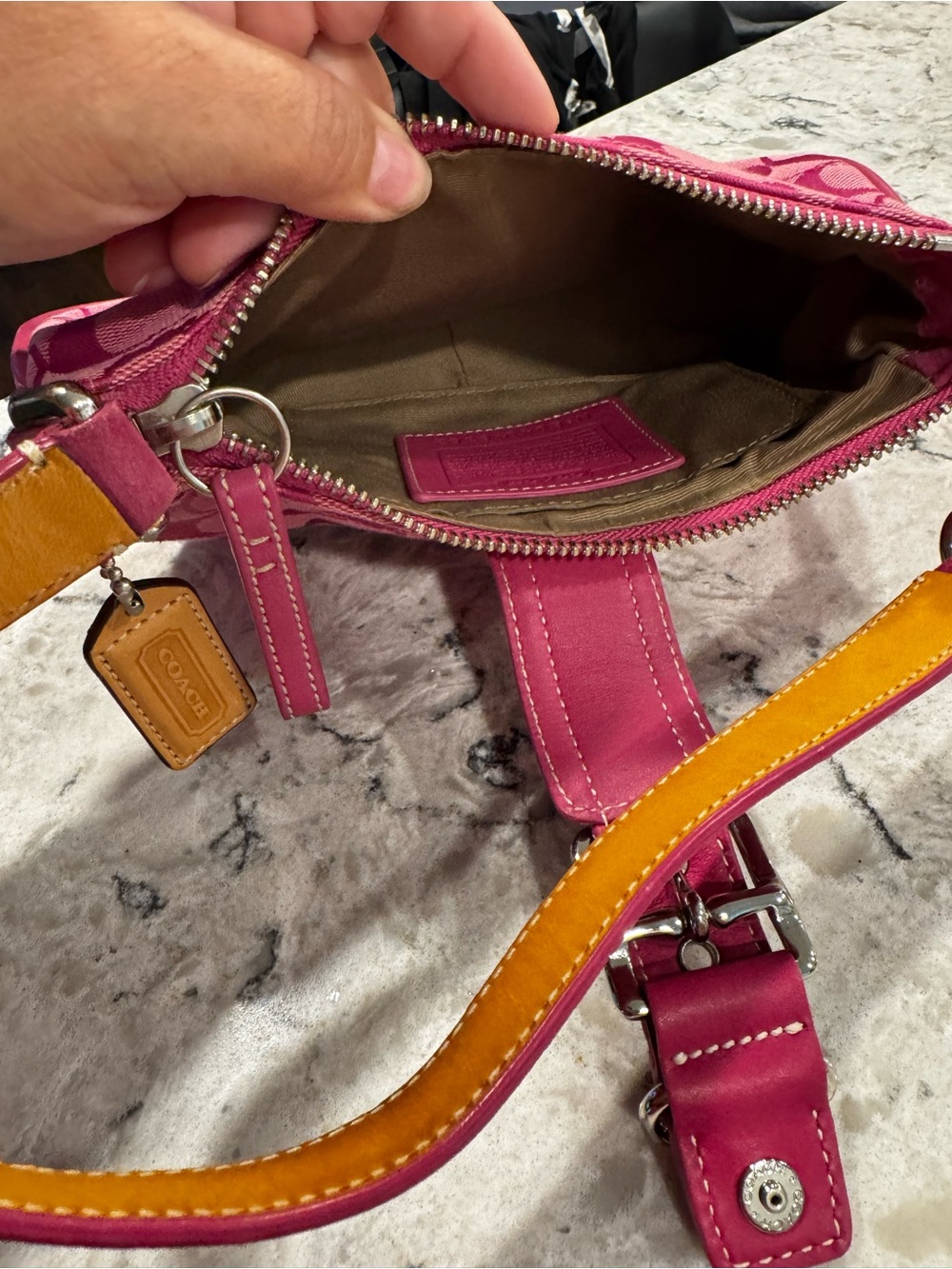 Vintage Y2K Coach Signature Hot Pink Suede Canvas Demi Buckle Shoulder Bag 6362 - Picture 11 of 13